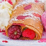 Raspberry crepe